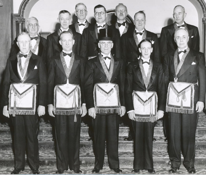1942