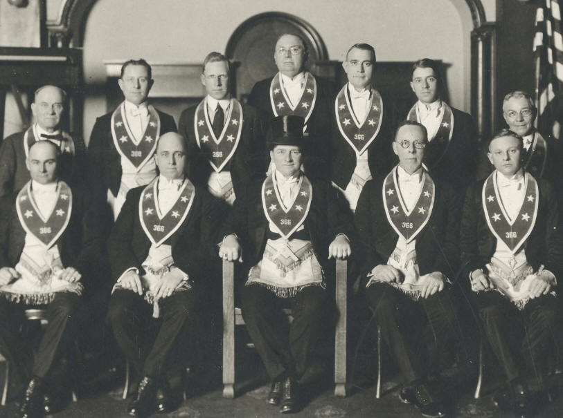1922